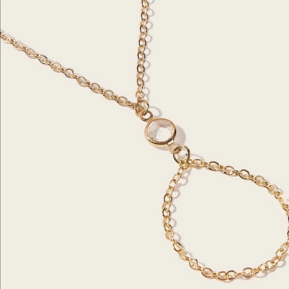 Bar Finger Chain Bracelet - Picture 3 of 4